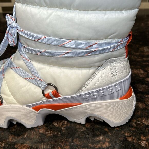 SOREL Free People Movement Kinetic Impact NXT White Waterproof Boots 10 DISPLAY - Picture 8 of 16